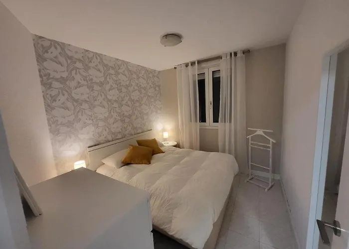 El De Lola Apartment Mogro